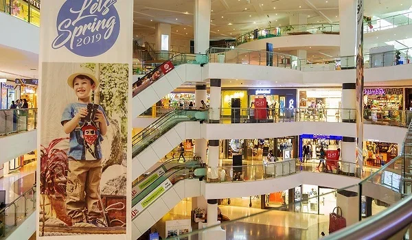 Shopping Centres Near Prestige Southern Star